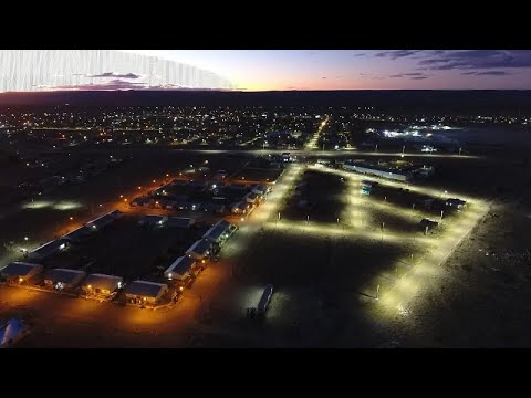 Ingeniero Jacobacci extiende su red de iluminacion con el apoyo del Gobierno Provincial