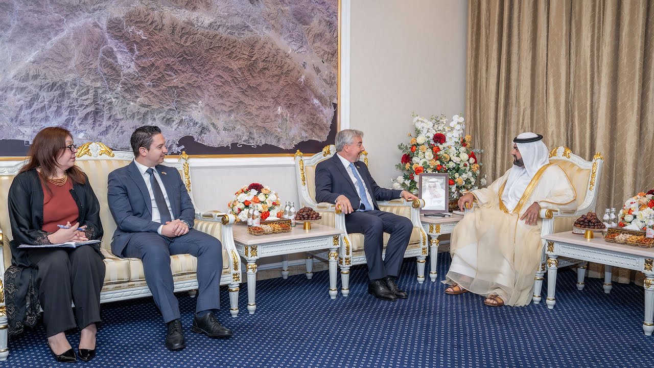 صورة بعنوان: Youtube Image