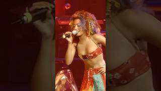 Who knows the story from A-Z? 👀 #Wannabe