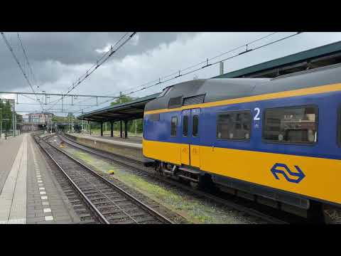 ICMm 4039 & 4223 vertekken van spoor 3a in de richting van Den Haag