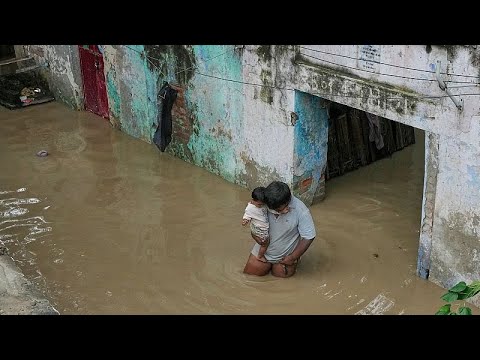 New Delhi faces fresh flood threat as Yamuna River crosses danger mark