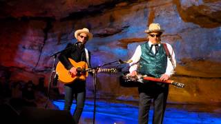 Amos Lee & Jerry Douglas, Mountains of Sorrow