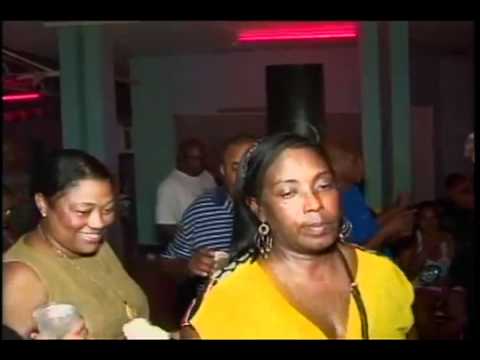 pieu di galinja @ club boneriano dia di san juan 2012