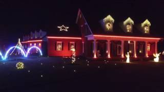Gordon Family Christmas Lights 2016