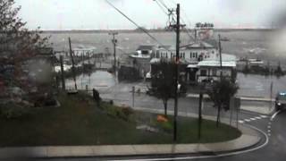 preview picture of video 'View from Highlands Bridge into the Highlands, NJ Barhs Landing'