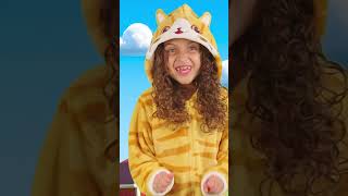 Imitar os Animais 🦁 - Bella e Lucca Show