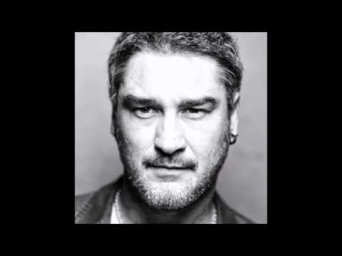 KASE.O - NACÍ MUERTO [EXTRACTO]