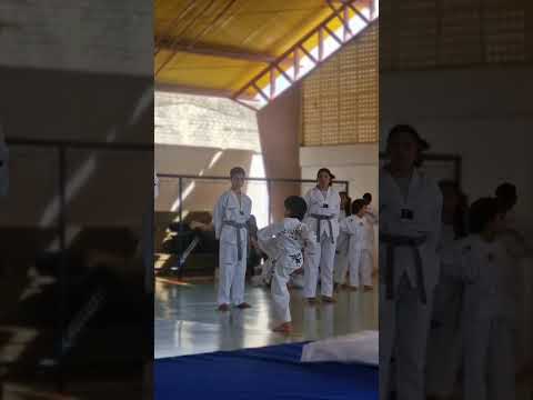 Taekwondo indiara-goias primeiro exame de faixas Coloridas 2026 atleta Akira Tsuzuki