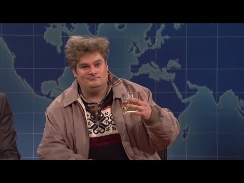 Bobby Moynihan Reveals How Drunk Uncle Was Created