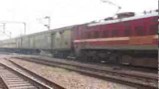 preview picture of video '22806 New Delhi Bhubaneshwar SF Express'