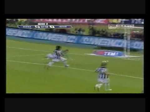 INTER MILAN 1- 0 SIENA  - CHAMPIONS 2010 Serie A goal & highlights