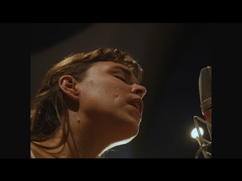 Agüita del Equilibrio (Hemisferio II) - Alejandro y Maria Laura (Feat. Renata Flores)