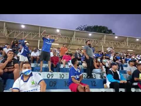 Falta batida por Thalisson - Santo André 2x2 Ferroviária (A1-2022)