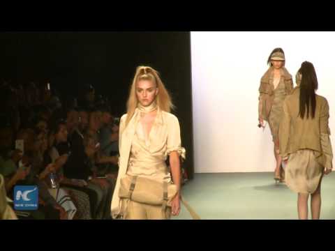 BST của Nicholas K tại Tuần lễ thời trang New York Xuân-Hè 2017