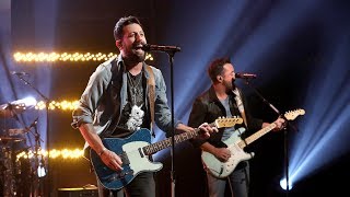Country Stars Old Dominion &#39;Make It Sweet&#39; on Ellen