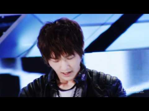 [fancam] 111028 Onew @ Super Concert in Busan