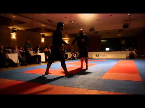 Aldo De Giorgi v Wayne "The Silverback" Samways, SubF15teen, 8 Nov 2014