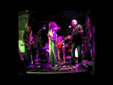 Un soir de pluie (Blues Trottoir) - Le Blackstone