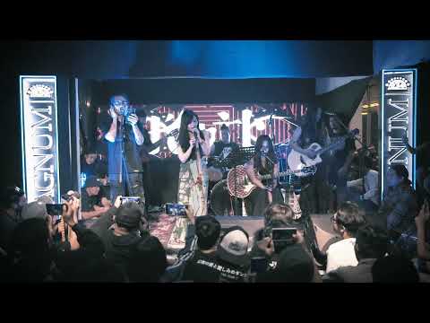 Koil Feat Fanny Soegi - Asmalibrasi [Soegi Bornean] Live At The Hallway Space