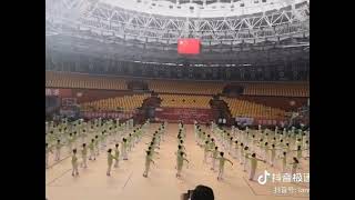 柔力球，集體表演
