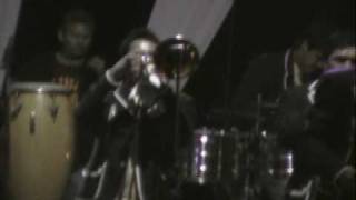 Banda Los Recoditos - Llorar Llorar