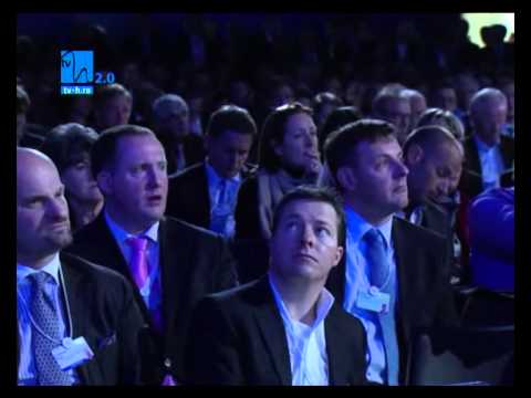 David Cameron şi-a îndulcit tonul