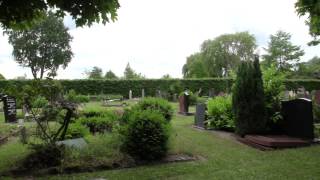 preview picture of video 'Begraafplaats Noorddammerweg Uithoorn'