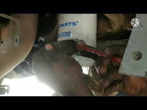 Ashok Leyland  31 18 oil service diesel filter change oil filter change