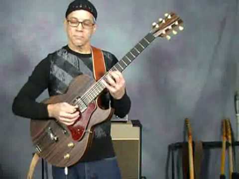 15 Fret Pat Martino Style Lick jazz guitar line e dorian minor