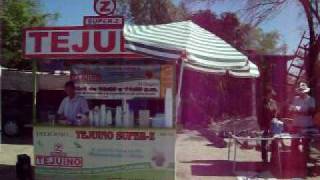 preview picture of video 'TEJUINO SUPER-Z EN EL TIANGUIS SANTA FE'