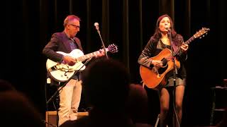 Shannon McNally 2017-09-06 Sellersville Theater "I Went To The Well" pt 1