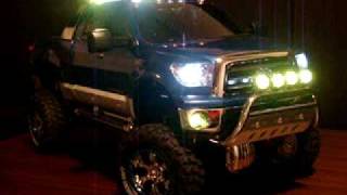preview picture of video 'TAMIYA　TOYOTA　TUNDRA　1/10'