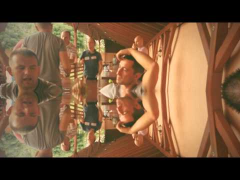 Party la Vadu Crișului