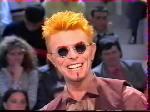 David Bowie - TV+ Canal -  French TV -  Agnes Michaux Nervous About Meeting Bowie - 22 February 1997