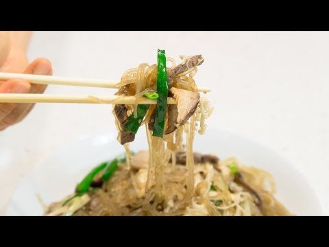 How to make easy Japchae - Korean Glass Noodle Stir Fry (잡채)