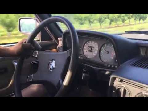 BMW e12 - 520/6 - Premiers tours de roues après 16 ans de sommeil