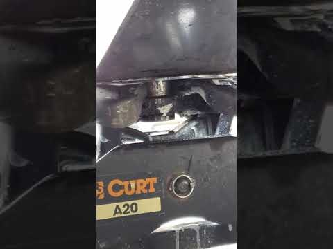 Curt A20 5th wheel hitch play/clunk
