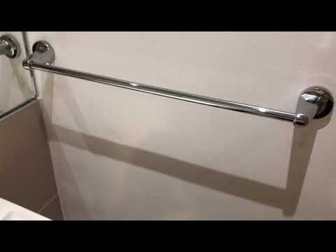 KT12 5QB - Bathroom
