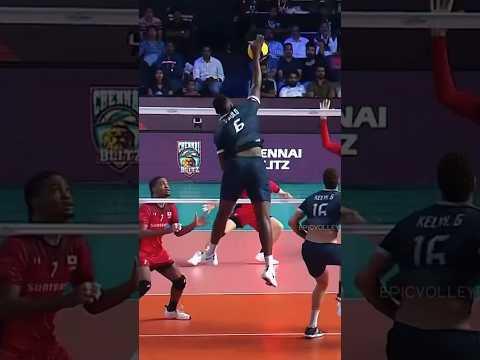 Massive spike by Paulo Vinicios 🚀 #epicvolleyball #volleyballworld #volleyball