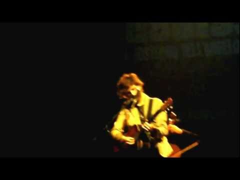 Dente, Dario Brunori e Marco Iacampo - Sylvie (Lucio Dalla cover) @ Angelo Mai - Roma 1 marzo 2013