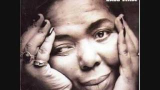 Cesaria Evora - Mae velha (Nando da Cruz)