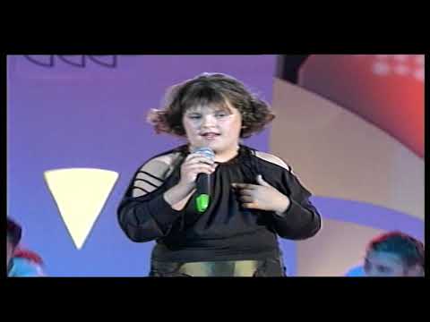 Natasa Djuric - Kao drugarica / Djurdjevdanski festival 2006.