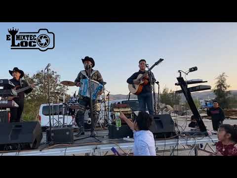 La muchacha interesada Jose Torres EN VIVO