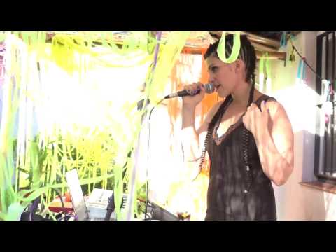 Dat Garcia - Camino Sobre Piedras (Live Performance)