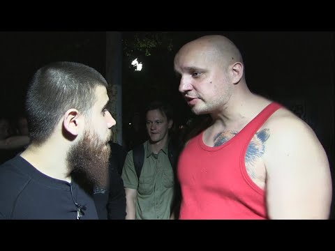 ЛЕВ ПРОТИВ НАРВАЛСЯ НА РУССКИХ БОГАТЫРЕЙ ! (Советую посмотреть)