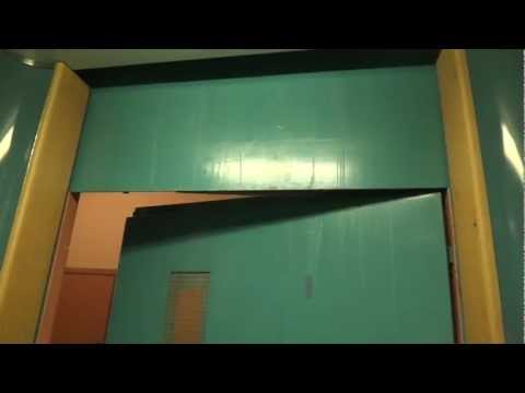 ASEA Graham (mod. by: KONE) traction elevator @ Norra Hamngatan 7, Söderhamn, Sweden.