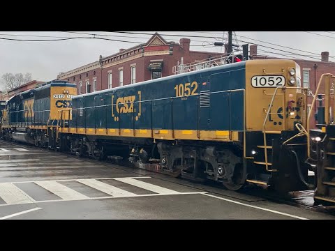 Street Running Train With 6 Locomotives, A SLUG Loco & Heritage Unit DPU + 2 Mile Long Train On Main