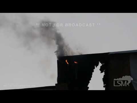 09-25-2022 Fort Worth, TX  - Strong winds & lightning caused damage during storms.