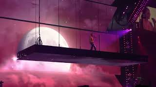 Justin Bieber - All that Matters (Live performance in Minneapolis)(Justice world tour)