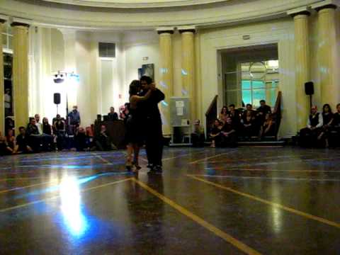  Sebastian Arce  and  Mariana Montes  are  dancing  to  the  tango  "  Sinfonia de Arrabal  "